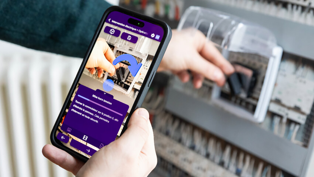 Illustration de Dimeo Player sur téléphone en Réalité Augmentée